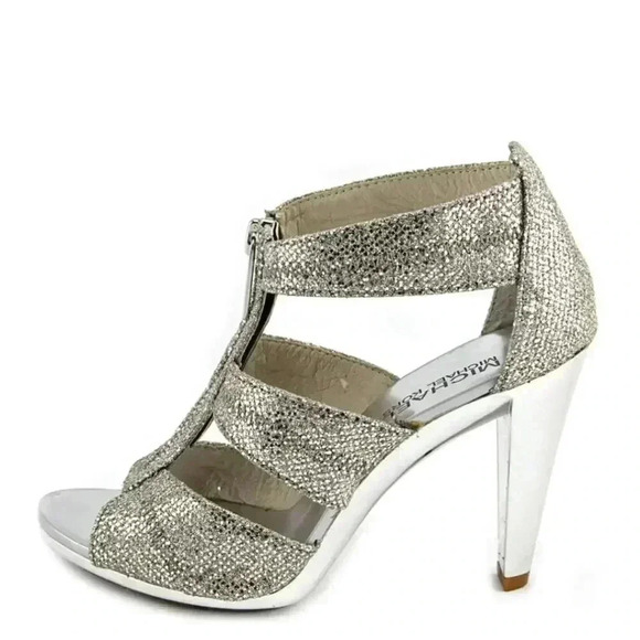 Michael Kors Berkley T-Strap Silver Glitter Sandals 8 - Picture 3 of 15